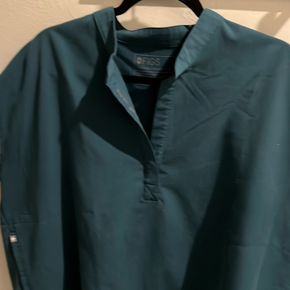 Figs Dark Teal Scrub Set